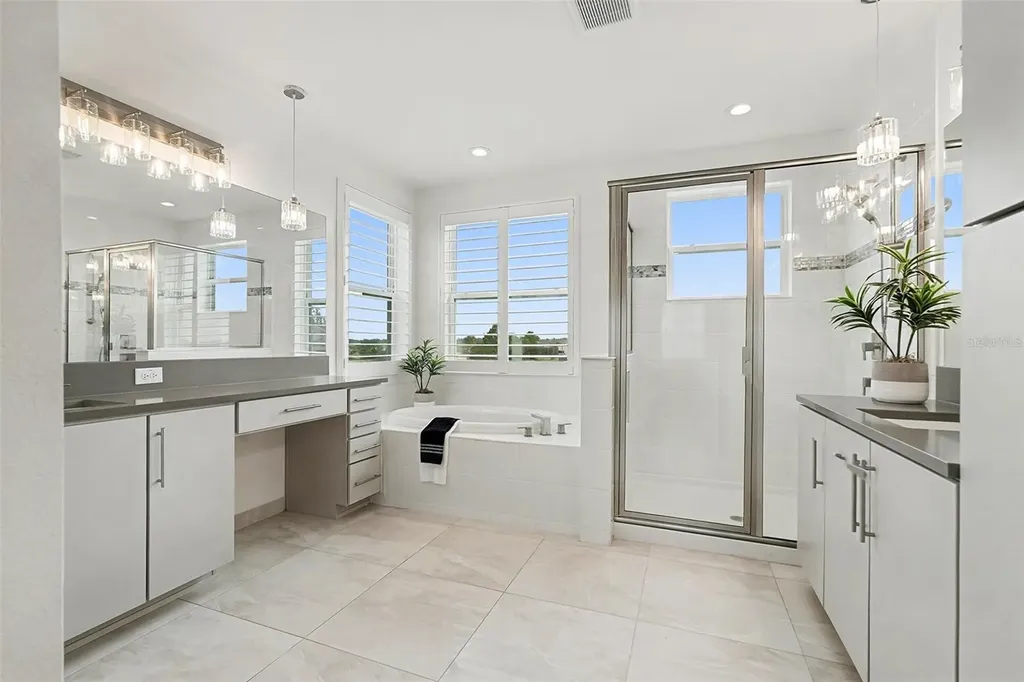 32423 Rosewood Meadow Lane Wesley Chapel FL 33543