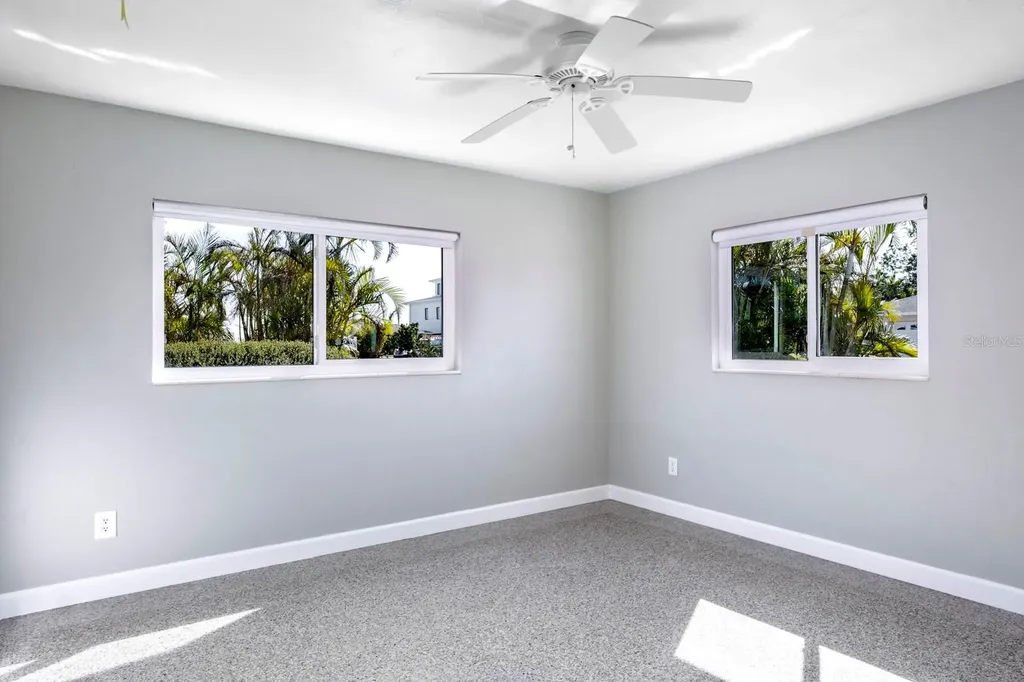 4550 Plaza Way St Pete Beach FL 33706