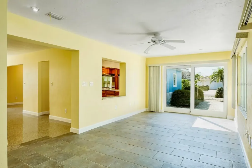 4550 Plaza Way St Pete Beach FL 33706