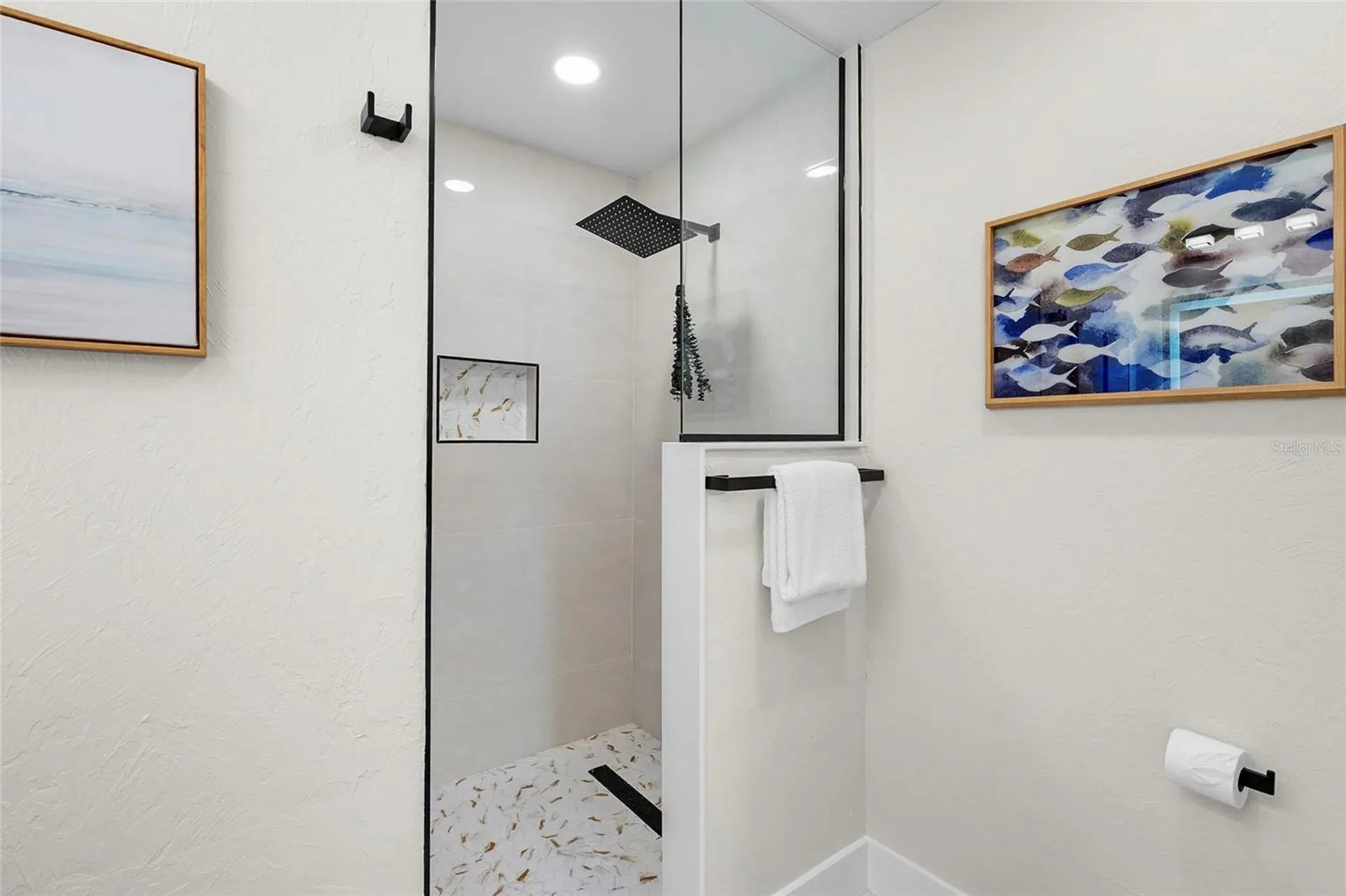137 Avenida Messina Sarasota FL 34242