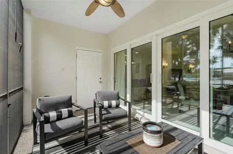 137 Avenida Messina Sarasota FL 34242