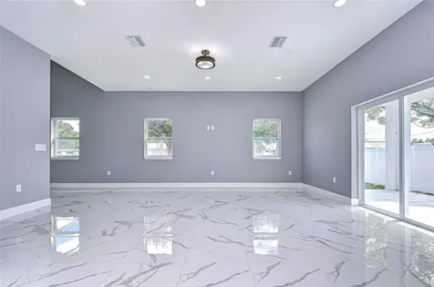 5312 76th Avenue N Pinellas Park FL 33781