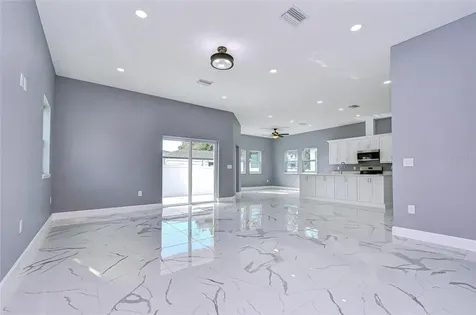 5312 76th Avenue N Pinellas Park FL 33781