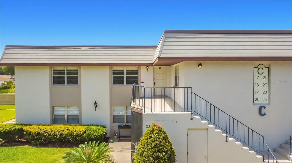22 Windtree Lane Winter Garden FL 34787