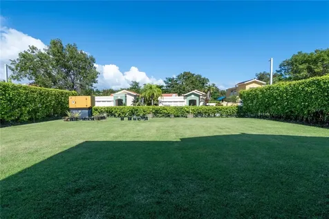 177 Wedge Street Humacao PR 00791