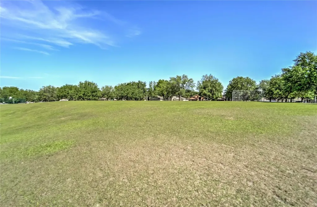 618 Somerstone Drive Valrico FL 33594