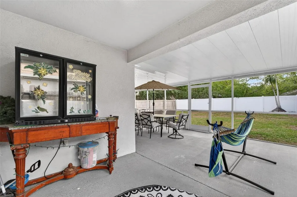 618 Somerstone Drive Valrico FL 33594