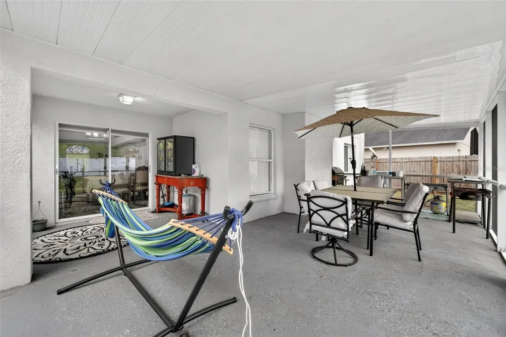 618 Somerstone Drive Valrico FL 33594