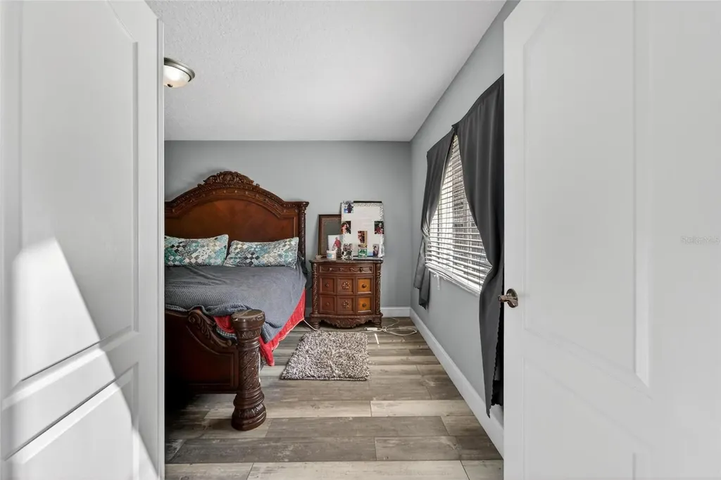 618 Somerstone Drive Valrico FL 33594