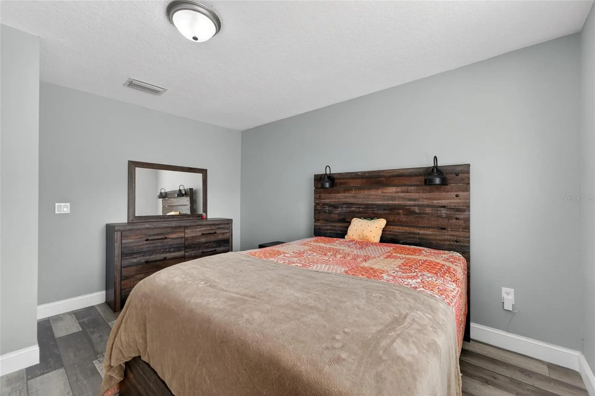 618 Somerstone Drive Valrico FL 33594
