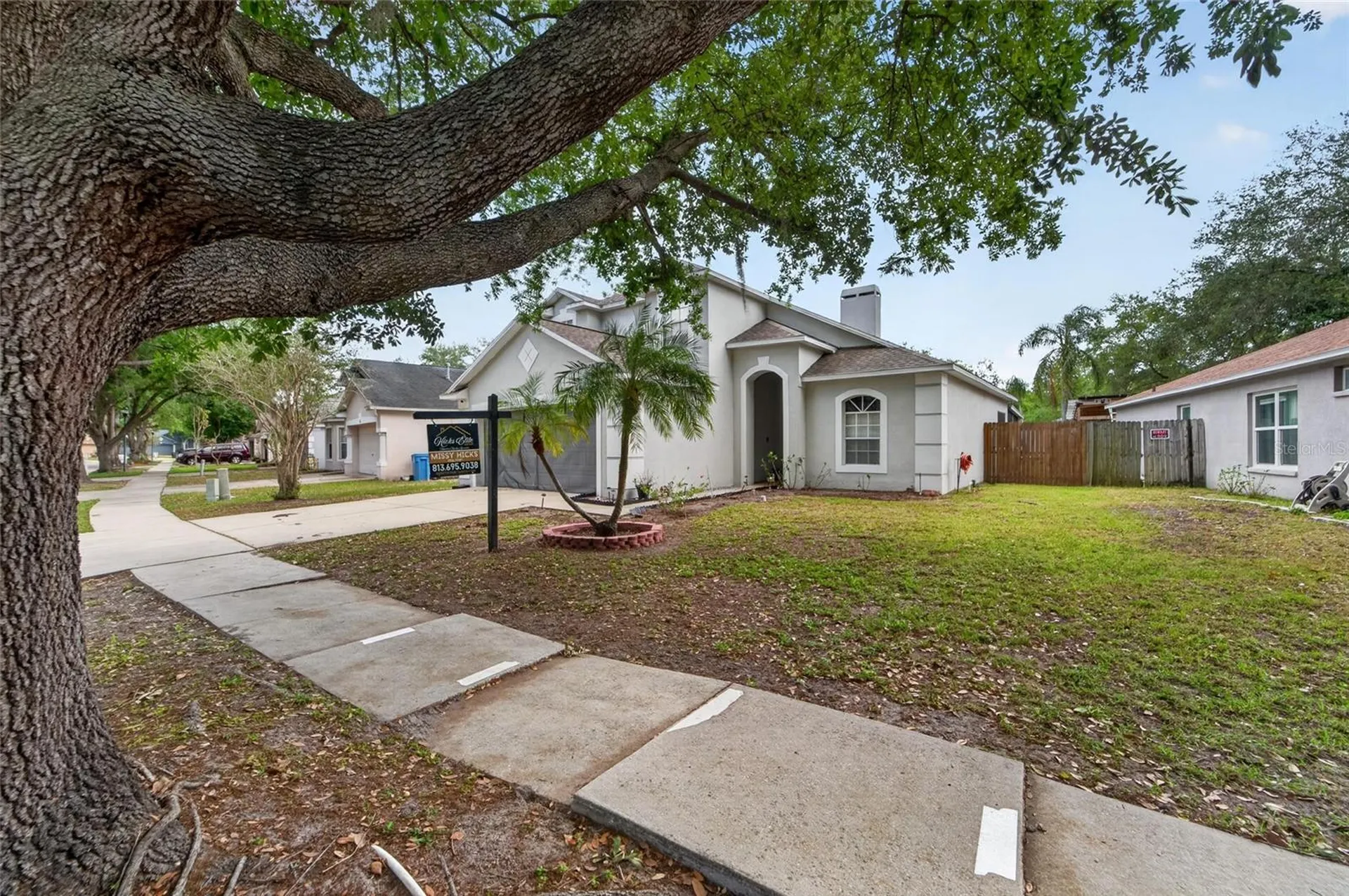 618 Somerstone Drive Valrico FL 33594
