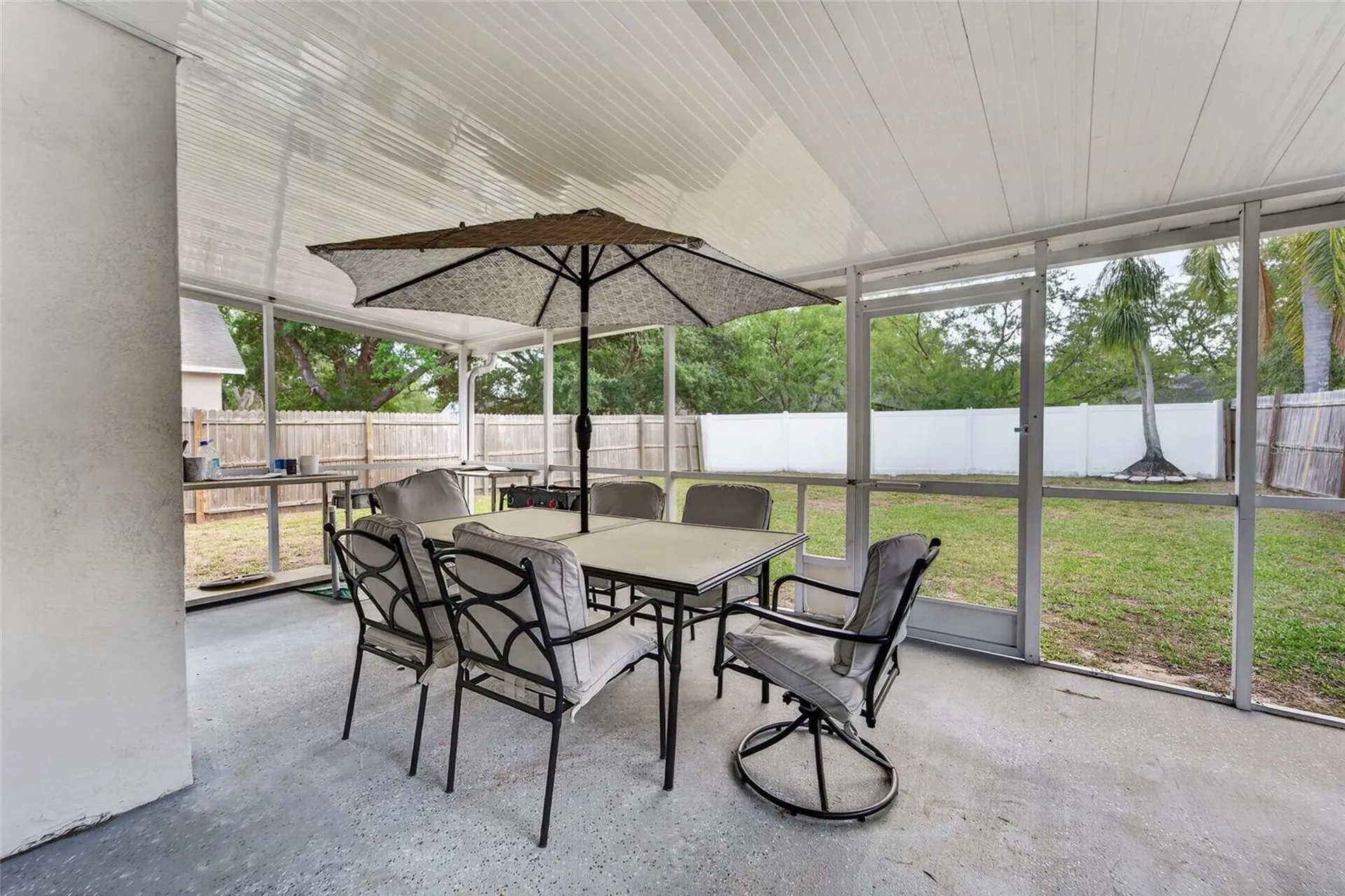 618 Somerstone Drive Valrico FL 33594