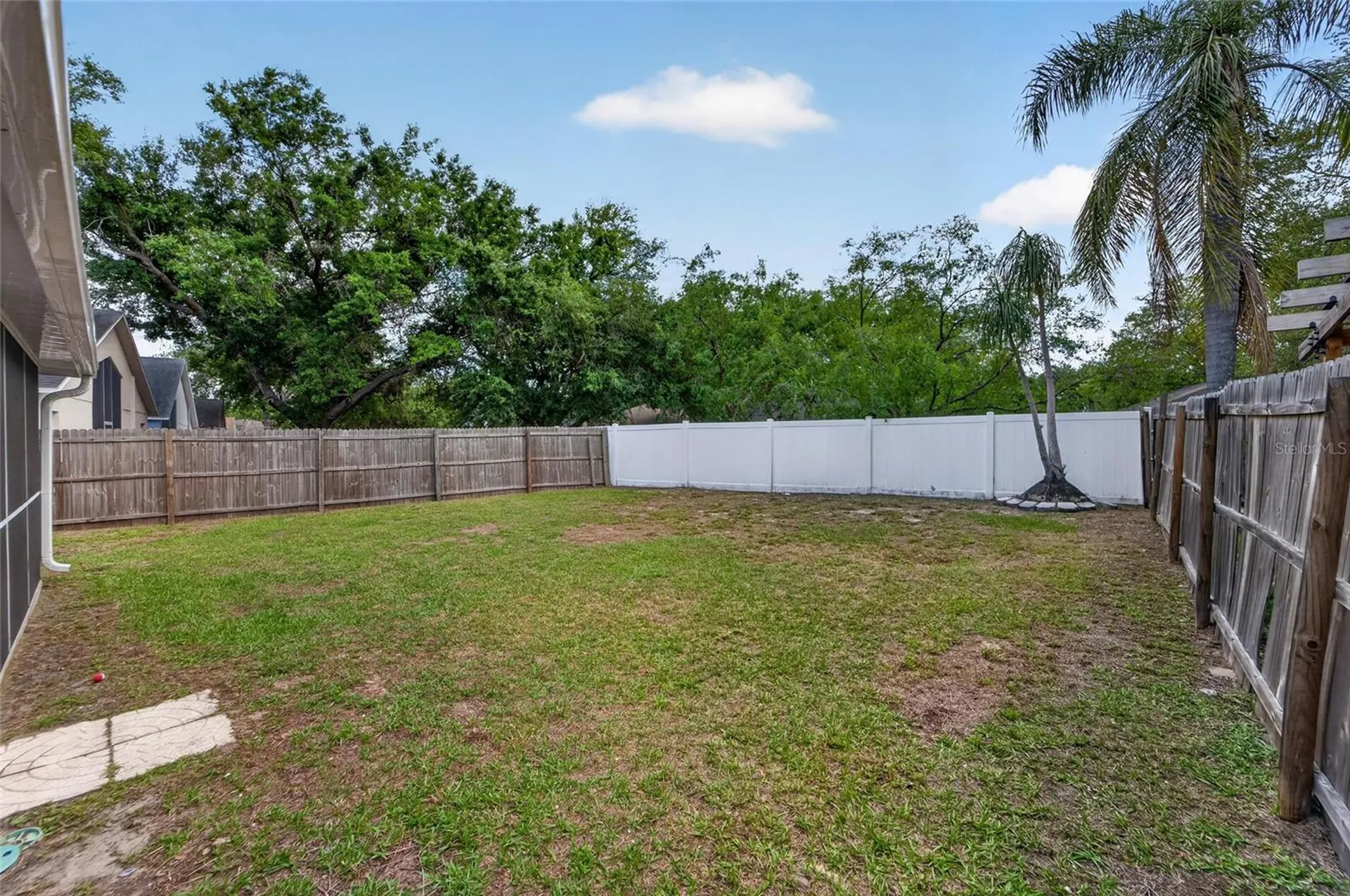 618 Somerstone Drive Valrico FL 33594