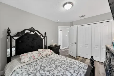 618 Somerstone Drive Valrico FL 33594