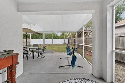 618 Somerstone Drive Valrico FL 33594