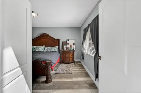 618 Somerstone Drive Valrico FL 33594