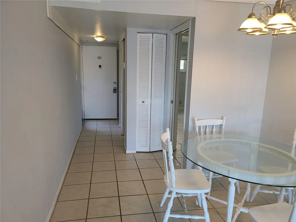 2763 Woodgate Lane Sarasota FL 34231