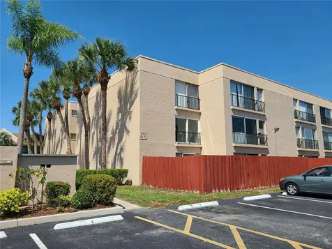 2763 Woodgate Lane Sarasota FL 34231