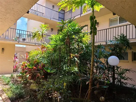 2763 Woodgate Lane Sarasota FL 34231
