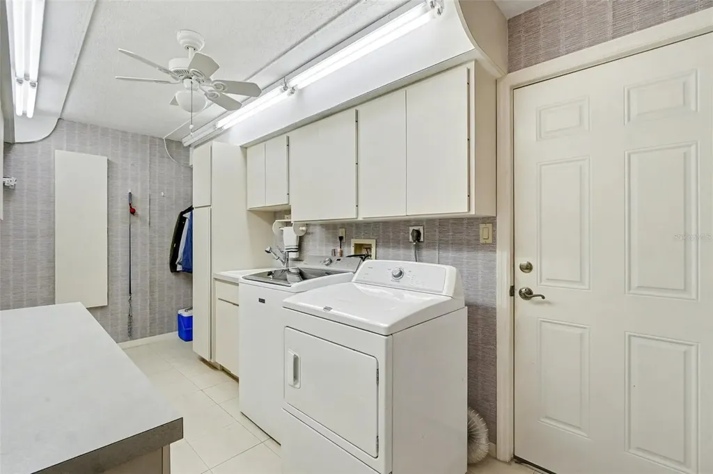 100 Colony Point Drive Punta Gorda FL 33950
