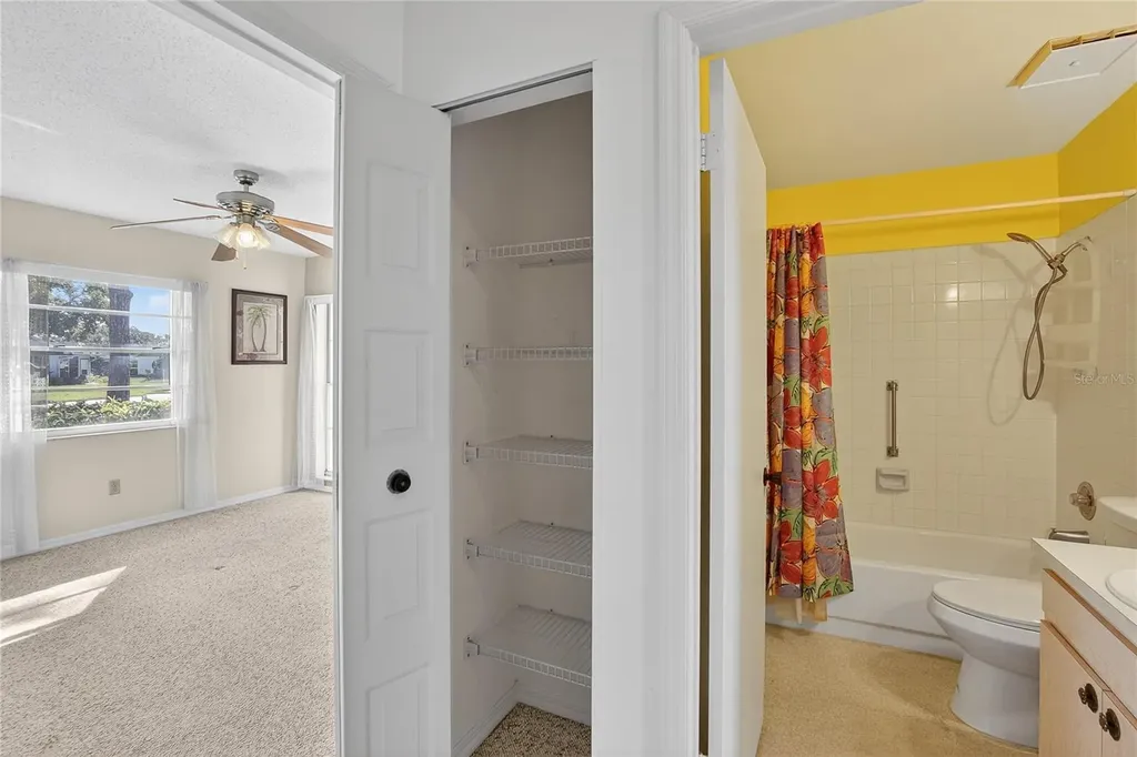 2345 Glenmore Circle Sun City Center FL 33573