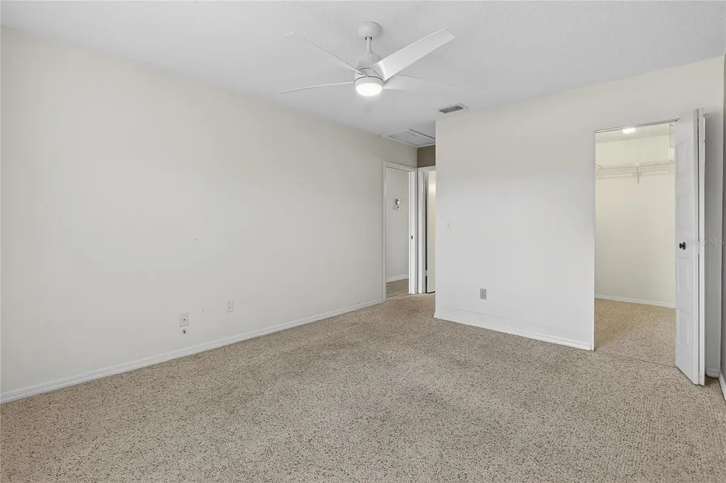 2345 Glenmore Circle Sun City Center FL 33573