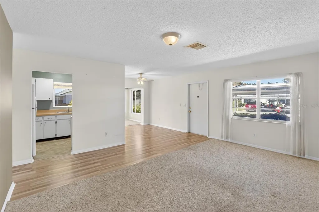 2345 Glenmore Circle Sun City Center FL 33573