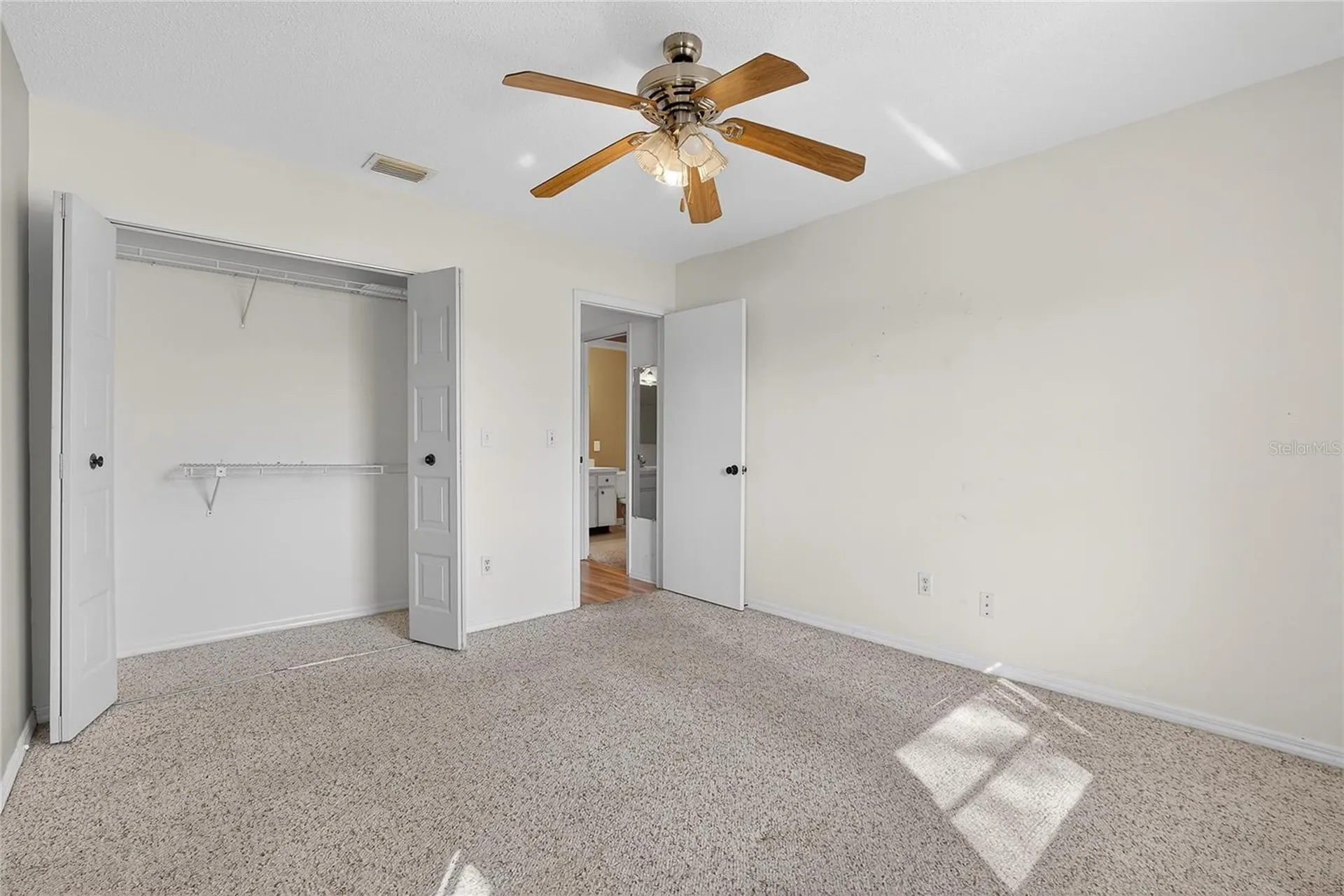 2345 Glenmore Circle Sun City Center FL 33573