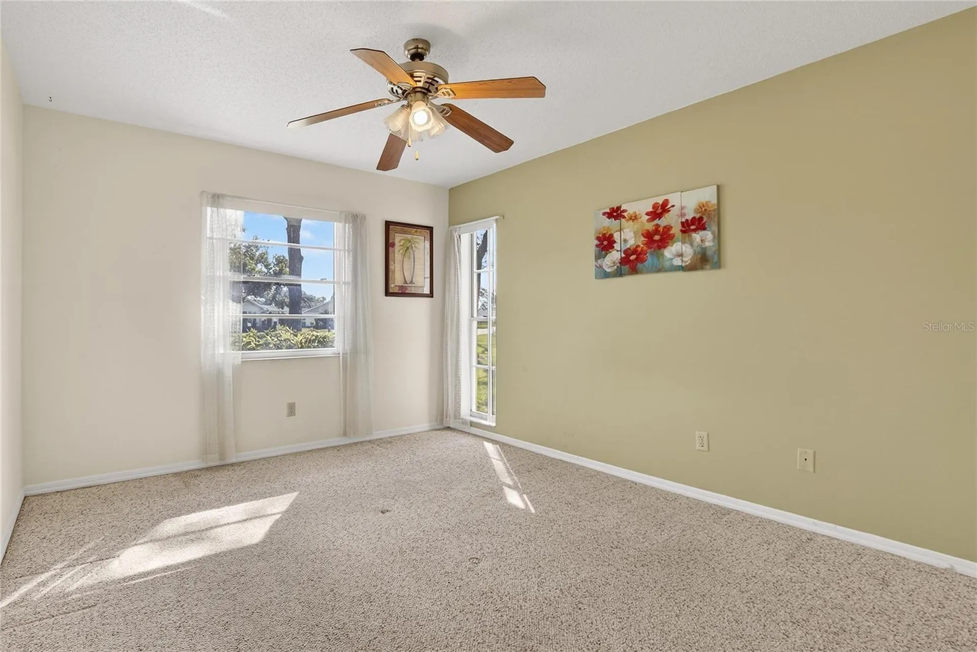 2345 Glenmore Circle Sun City Center FL 33573