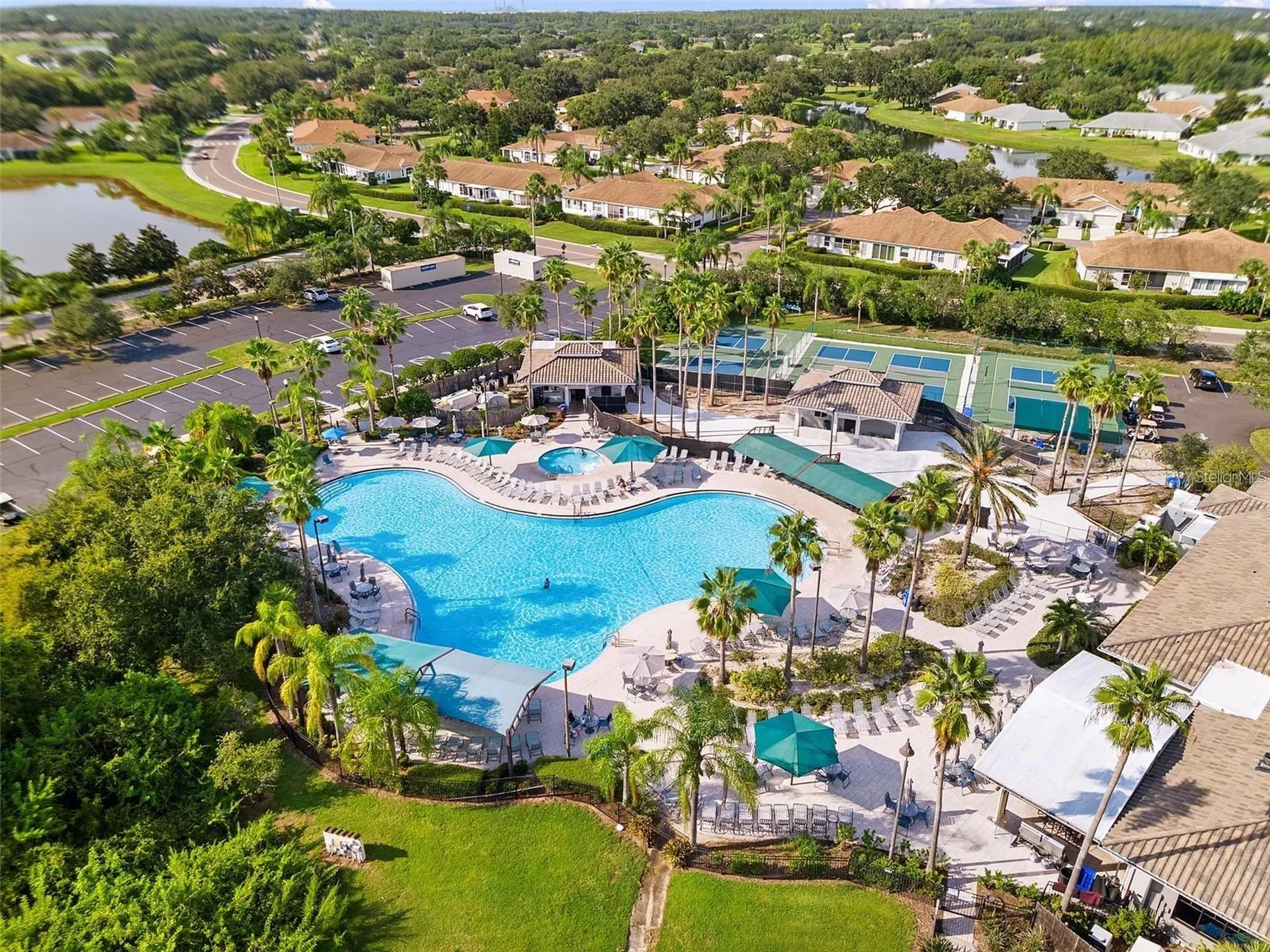 2345 Glenmore Circle Sun City Center FL 33573
