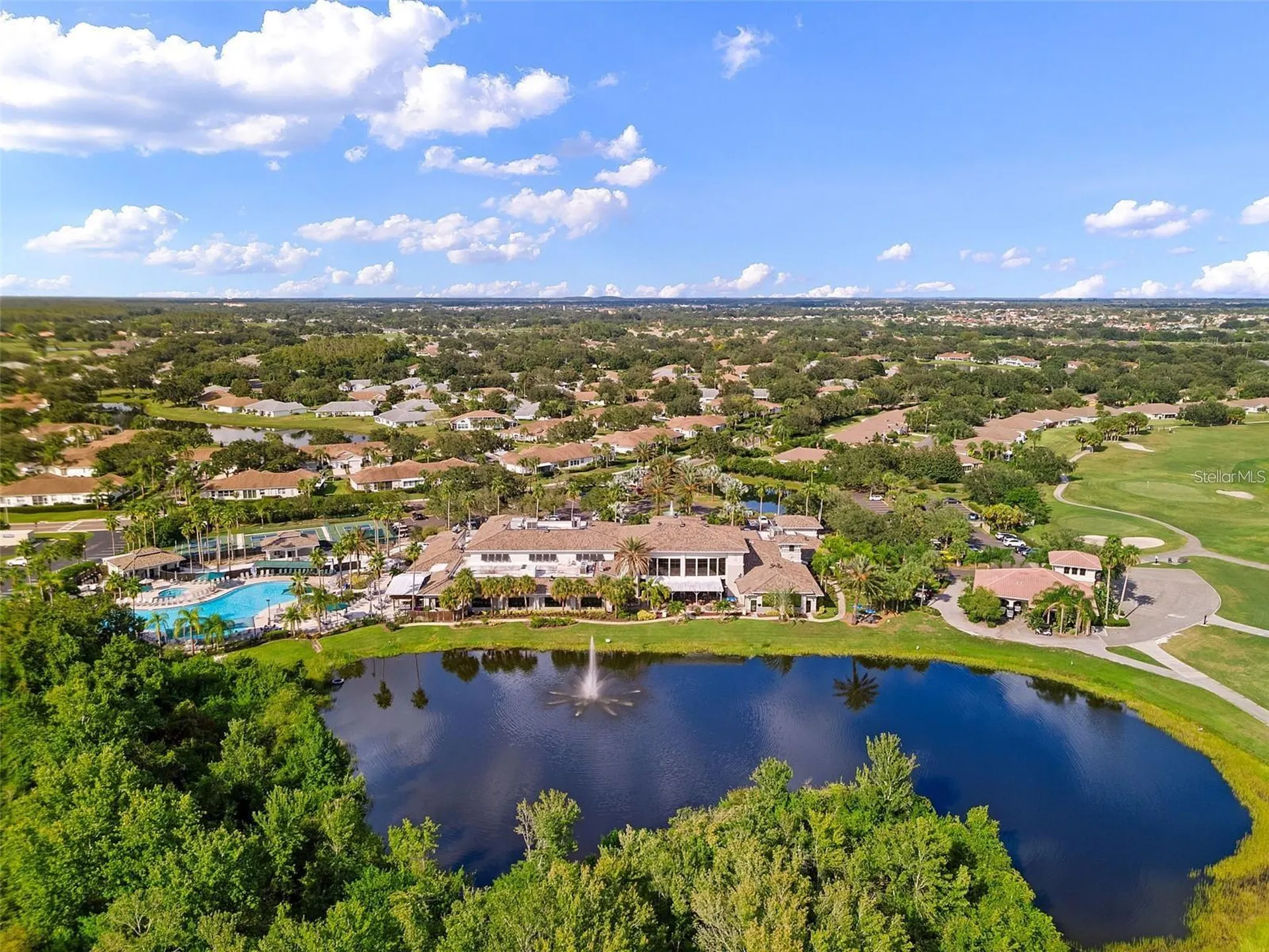 2345 Glenmore Circle Sun City Center FL 33573