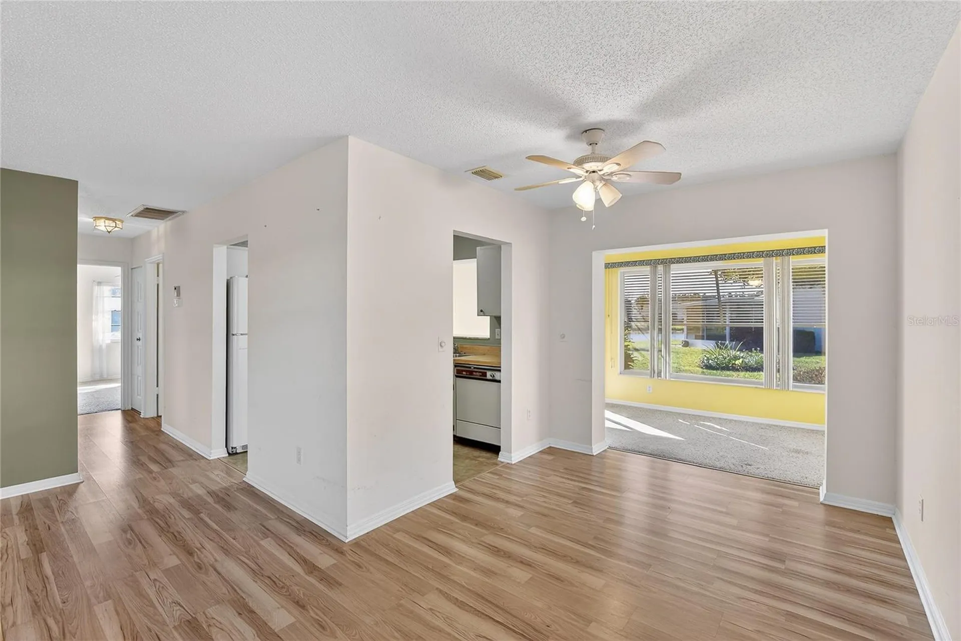 2345 Glenmore Circle Sun City Center FL 33573