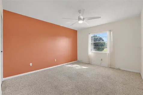 2345 Glenmore Circle Sun City Center FL 33573