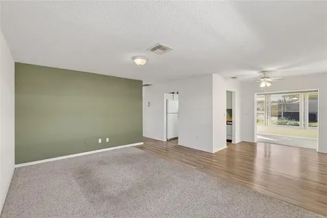 2345 Glenmore Circle Sun City Center FL 33573
