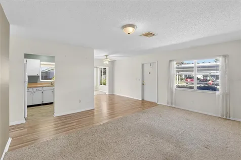 2345 Glenmore Circle Sun City Center FL 33573