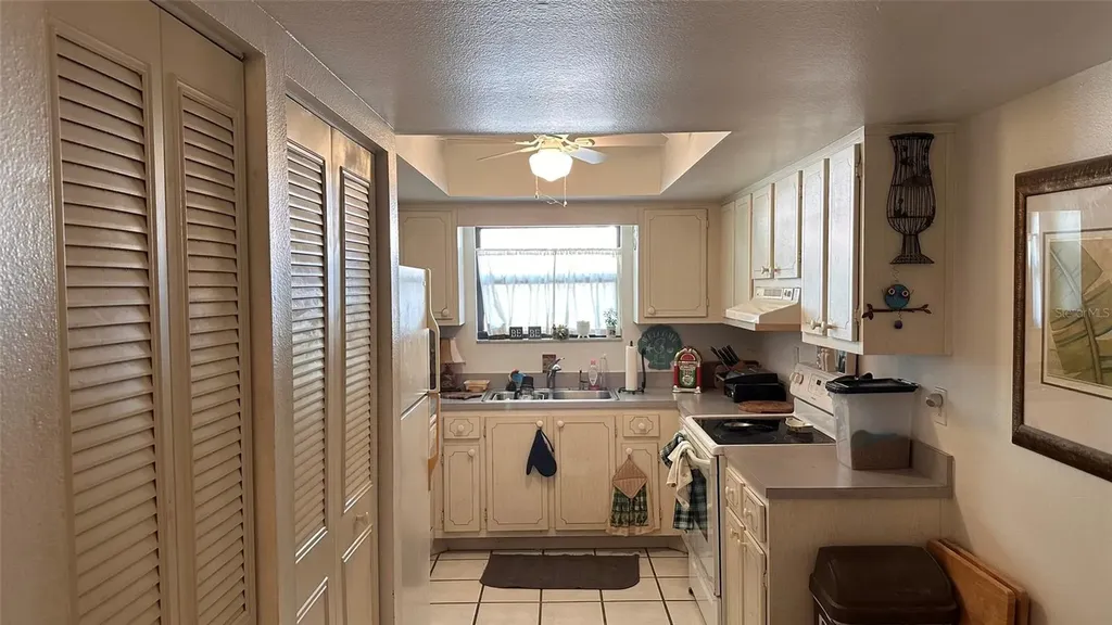 9783 86th Avenue Seminole FL 33777