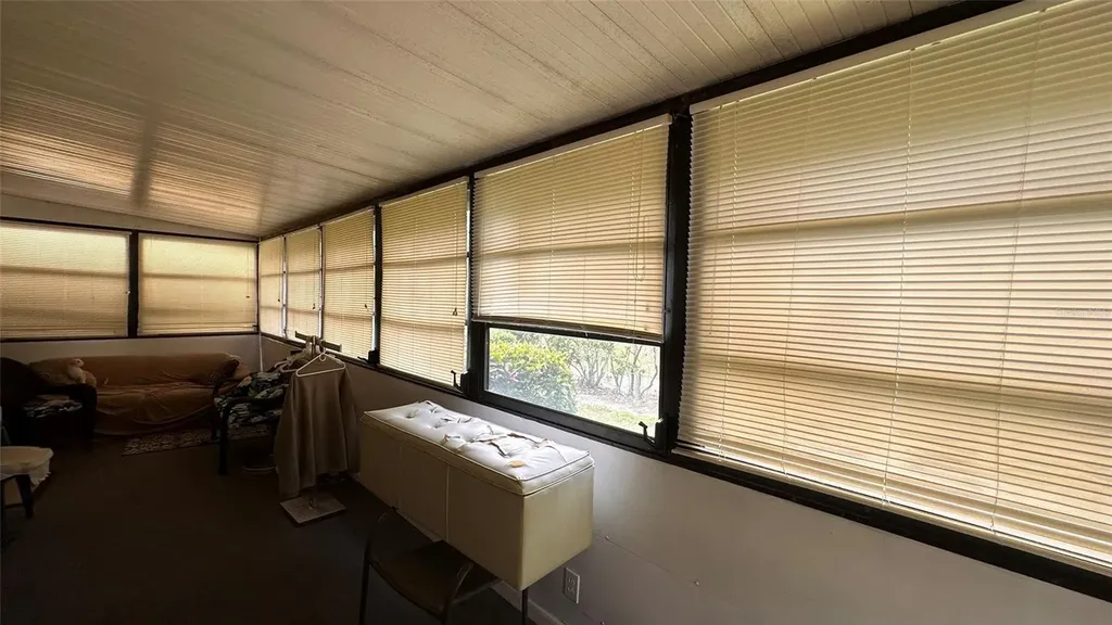 9783 86th Avenue Seminole FL 33777