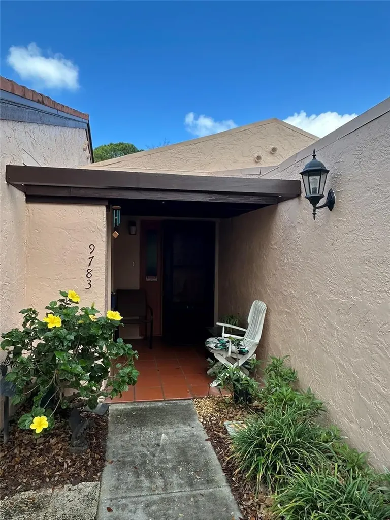 9783 86th Avenue Seminole FL 33777