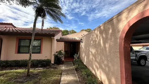 9783 86th Avenue Seminole FL 33777