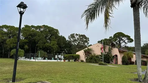 9783 86th Avenue Seminole FL 33777