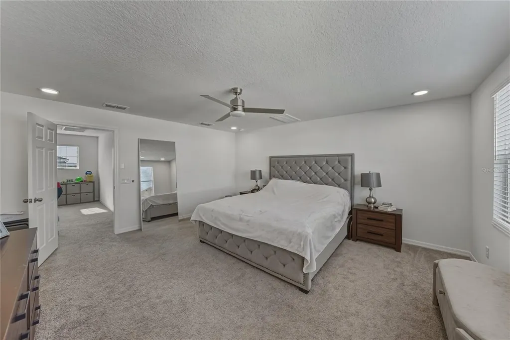 9506 Crescent Ray Drive Wesley Chapel FL 33545