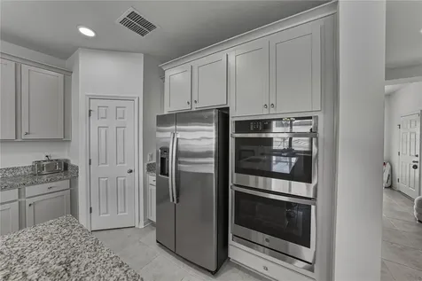 9506 Crescent Ray Drive Wesley Chapel FL 33545