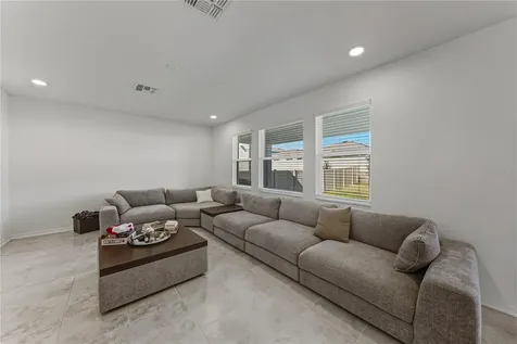 9506 Crescent Ray Drive Wesley Chapel FL 33545