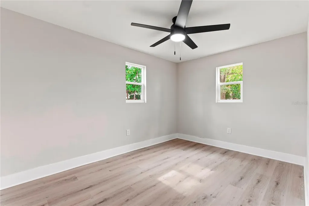2516 W Kirby Street Tampa FL 33614