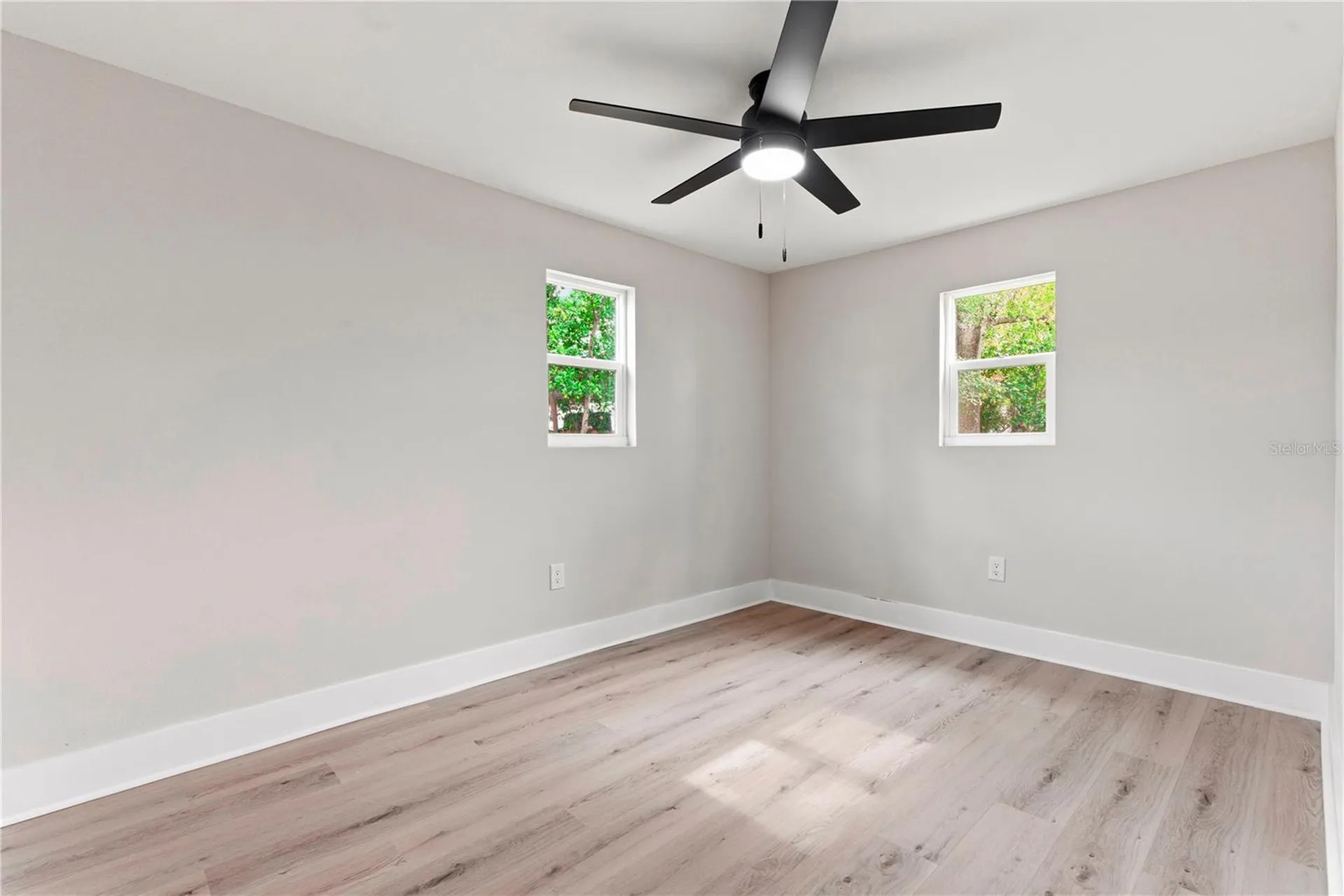 2516 W Kirby Street Tampa FL 33614