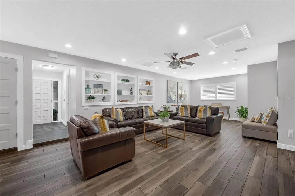 4512 Crichton Lane Orlando FL 32806