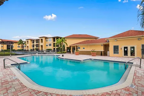 4345 Bayside Village Drive Tampa FL 33615