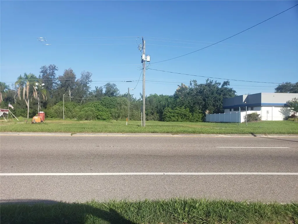 610 N Us Highway 41 Ruskin FL 33570