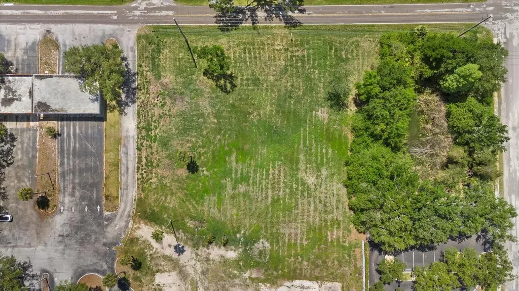 610 N Us Highway 41 Ruskin FL 33570