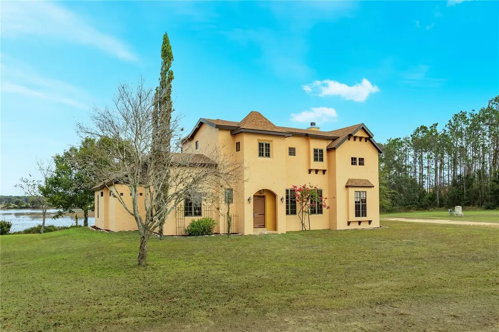 24540 Turkey Lake Road Howey In The Hills FL 34737